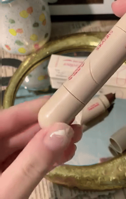 Eyeliner Magic Rapid și Precise